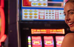 vib888 Live Casino Baccarat Table Dealer မြန်မာကစားသူ မိုဘိုင်းဖုန်းဖြင့်